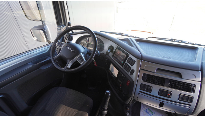 DAF XF460 8X2 HOOKARM SYSTEM TRUCK - شاحنة ذات خطاف: صورة 4 DAF XF460 8X2 HOOKARM SYSTEM TRUCK - شاحنة ذات خطاف: صورة 4