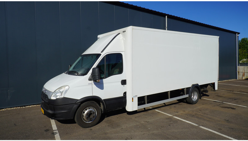 Iveco DAILY 70C17 CLOSED BOX 185.500KM - شاحنة مقفلة: صورة 3 Iveco DAILY 70C17 CLOSED BOX 185.500KM - شاحنة مقفلة: صورة 3