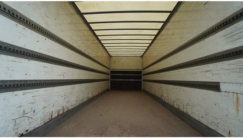 Iveco ML120E18 CLOSED BOX 187.000KM - شاحنة مقفلة: صورة 5 Iveco ML120E18 CLOSED BOX 187.000KM - شاحنة مقفلة: صورة 5