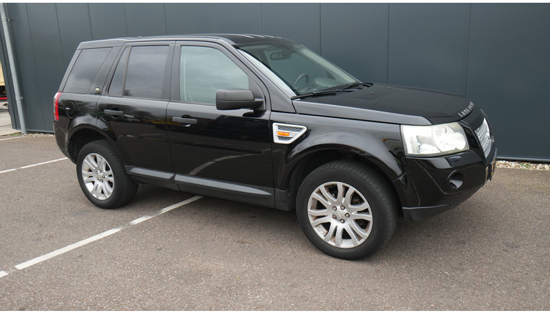 Land Rover Freelander 2.2 TD4 E 4X4 - حافلة صغيرة, ميكروباص: صورة 4 Land Rover Freelander 2.2 TD4 E 4X4 - حافلة صغيرة, ميكروباص: صورة 4