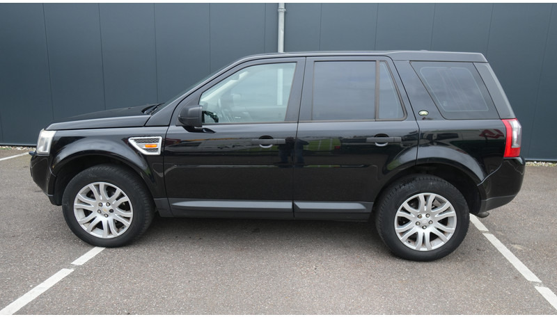 Land Rover Freelander 2.2 TD4 E 4X4 - حافلة صغيرة, ميكروباص: صورة 1 Land Rover Freelander 2.2 TD4 E 4X4 - حافلة صغيرة, ميكروباص: صورة 1