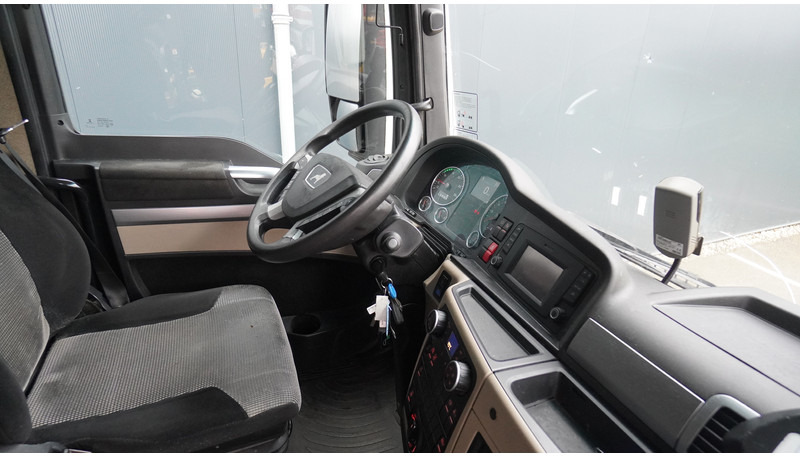 MAN TGX 18.500 XXL MEGA 618.200KM - وحدة جر: صورة 5 MAN TGX 18.500 XXL MEGA 618.200KM - وحدة جر: صورة 5