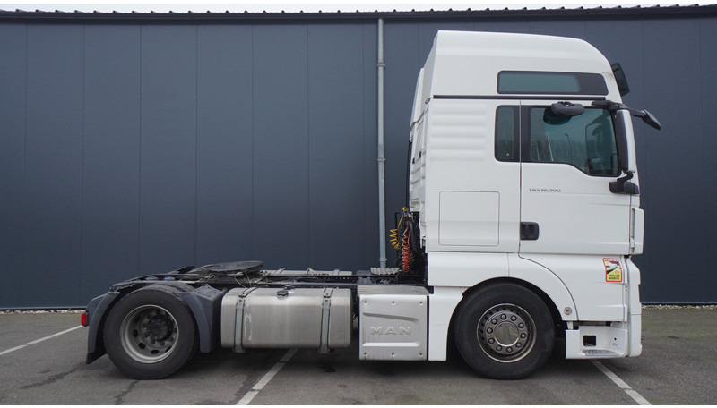 MAN TGX 18.500 XXL MEGA 639.000KM - وحدة جر: صورة 2 MAN TGX 18.500 XXL MEGA 639.000KM - وحدة جر: صورة 2