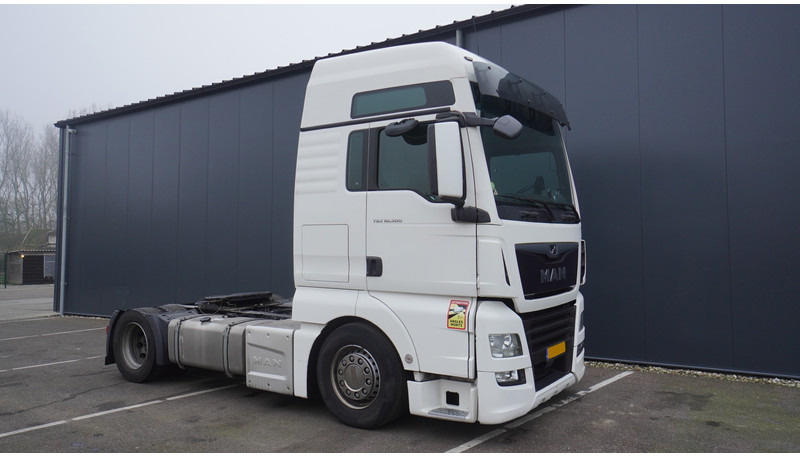 MAN TGX 18.500 XXL MEGA 639.000KM - وحدة جر: صورة 4 MAN TGX 18.500 XXL MEGA 639.000KM - وحدة جر: صورة 4
