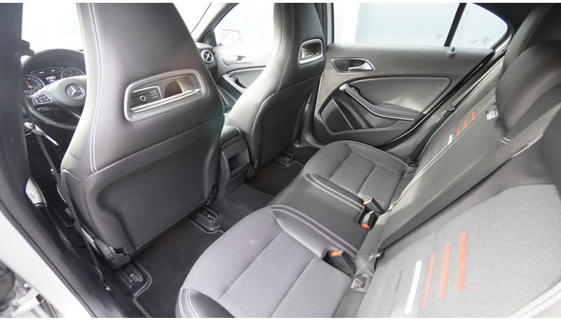 Mercedes-Benz A180d EURO6 - حافلة صغيرة, ميكروباص: صورة 5 Mercedes-Benz A180d EURO6 - حافلة صغيرة, ميكروباص: صورة 5