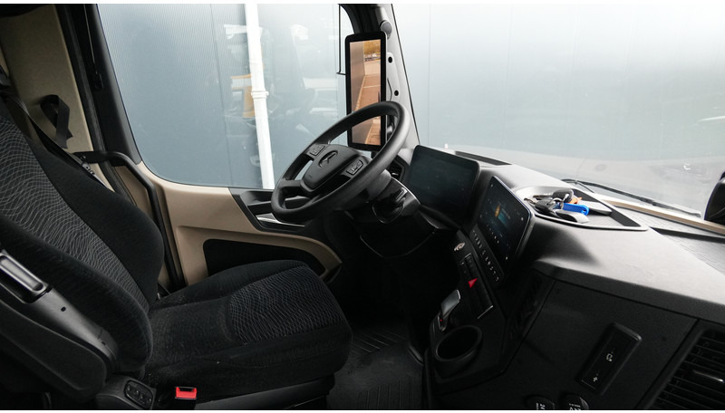 Mercedes-Benz ACTROS 1945 GIGASPACE 728.200KM - وحدة جر: صورة 5 Mercedes-Benz ACTROS 1945 GIGASPACE 728.200KM - وحدة جر: صورة 5