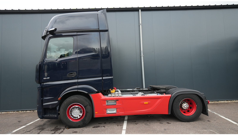 Mercedes-Benz ACTROS 1945 GIGASPACE 747.600KM - وحدة جر: صورة 1 Mercedes-Benz ACTROS 1945 GIGASPACE 747.600KM - وحدة جر: صورة 1