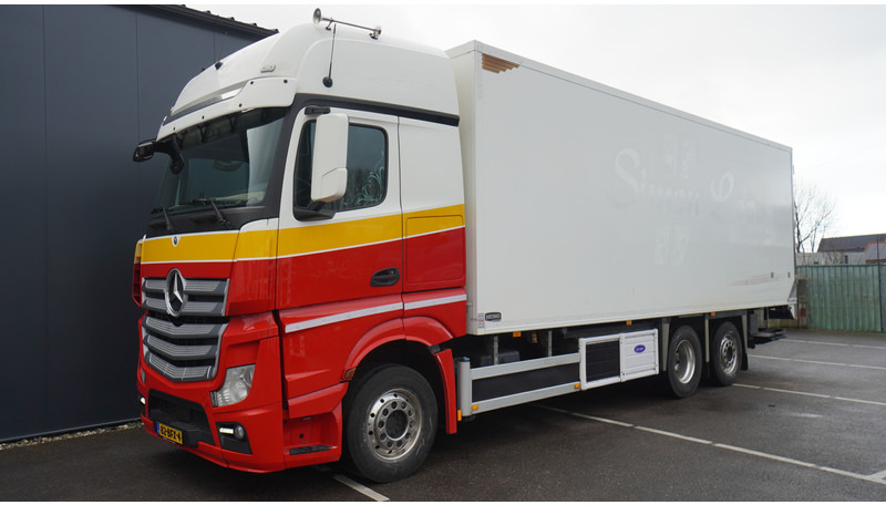 Mercedes-Benz ACTROS 2745 6X2 FRIGO 860.000KM - شاحنة الفريزر: صورة 3 Mercedes-Benz ACTROS 2745 6X2 FRIGO 860.000KM - شاحنة الفريزر: صورة 3