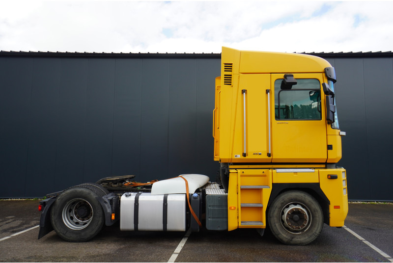 Renault MAGNUM 480 DXI RETARDER EURO 5 WITHOUT DOCUMENTS - وحدة جر: صورة 2 Renault MAGNUM 480 DXI RETARDER EURO 5 WITHOUT DOCUMENTS - وحدة جر: صورة 2