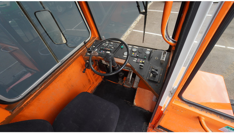 Terberg YT SL 1020 - آلات البناء: صورة 5 Terberg YT SL 1020 - آلات البناء: صورة 5