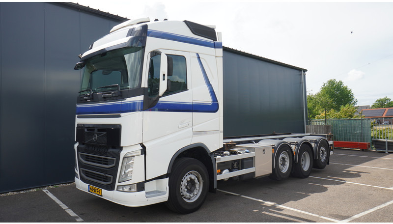 Volvo FH 460 8X2 20 FT CONTAINER TRANSPORT TRUCK - شاحنات الحاويات / جسم علوي قابل للتغيير شاحنة: صورة 3 Volvo FH 460 8X2 20 FT CONTAINER TRANSPORT TRUCK - شاحنات الحاويات / جسم علوي قابل للتغيير شاحنة: صورة 3
