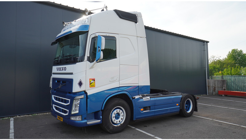 Volvo FH 460 GLOBETROTTER EURO 6 - وحدة جر: صورة 3 Volvo FH 460 GLOBETROTTER EURO 6 - وحدة جر: صورة 3