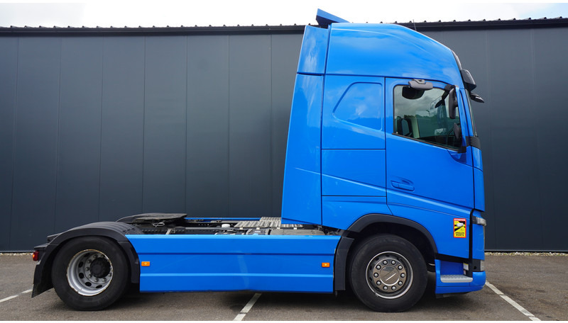 Volvo FH 460 LNG GLOBETROTTER TRUCK WITH 839.000KM - وحدة جر: صورة 2 Volvo FH 460 LNG GLOBETROTTER TRUCK WITH 839.000KM - وحدة جر: صورة 2