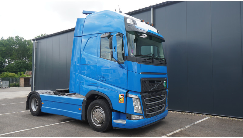 Volvo FH 460 LNG GLOBETROTTER TRUCK WITH 839.000KM - وحدة جر: صورة 4 Volvo FH 460 LNG GLOBETROTTER TRUCK WITH 839.000KM - وحدة جر: صورة 4