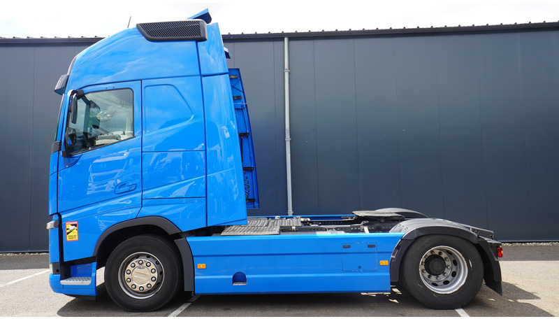 Volvo FH 460 LNG GLOBETROTTER TRUCK WITH 839.000KM - وحدة جر: صورة 1 Volvo FH 460 LNG GLOBETROTTER TRUCK WITH 839.000KM - وحدة جر: صورة 1