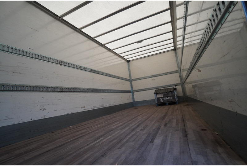 Volvo FL 280 CLOSED BOX BROKEN ENGINE NOT DRIVABLE - شاحنة مقفلة: صورة 4 Volvo FL 280 CLOSED BOX BROKEN ENGINE NOT DRIVABLE - شاحنة مقفلة: صورة 4