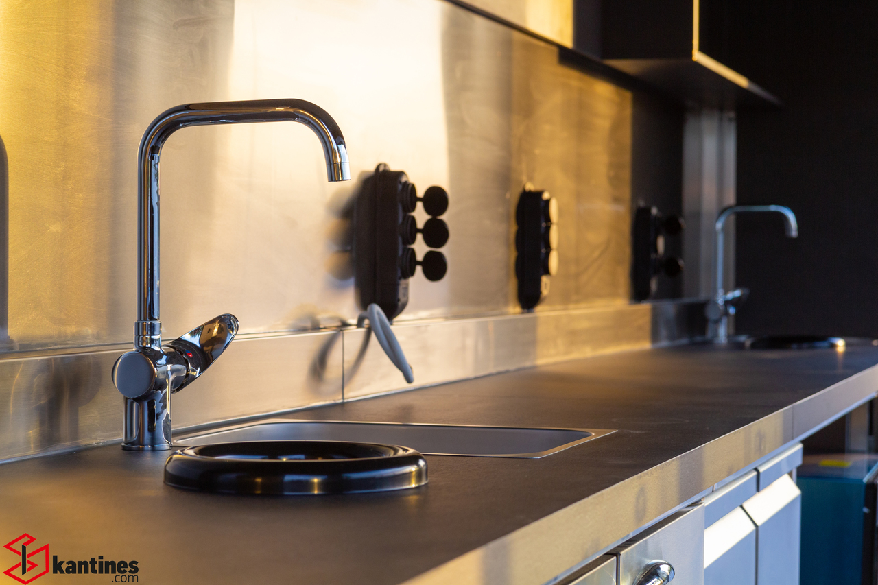 مقطورة بيع ( الأغذية) Skretas Box XXL Size: صورة 13 مقطورة بيع ( الأغذية) Skretas Box XXL Size: صورة 13