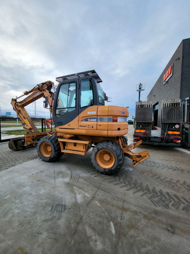 Case WX125 - حفارة دولاب: صورة 3 Case WX125 - حفارة دولاب: صورة 3