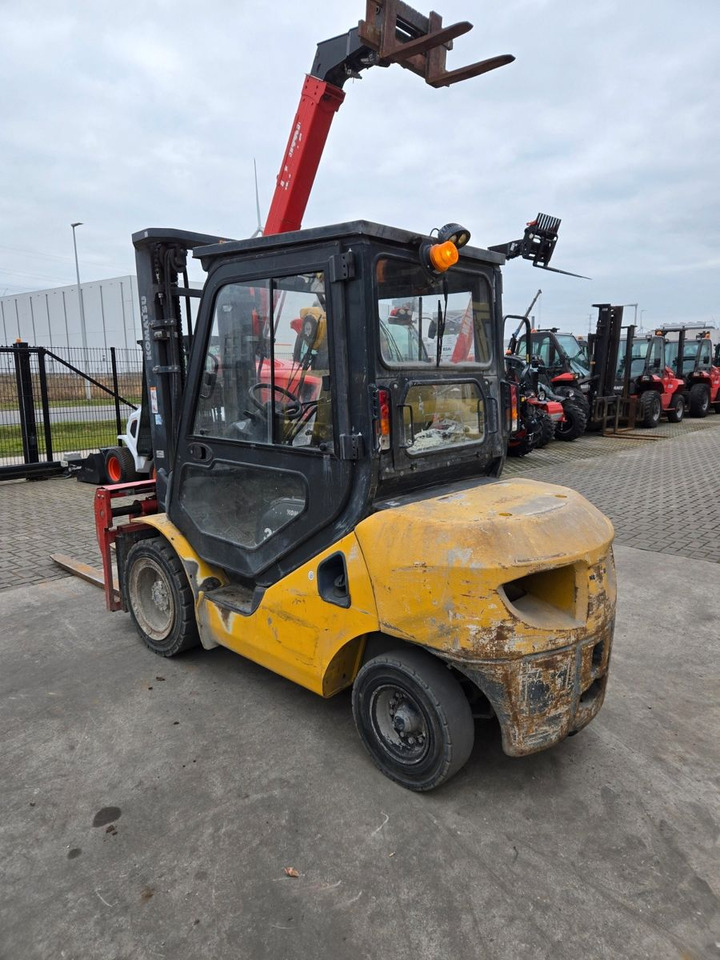 Komatsu FD30T-17 - رافعة شوكية ديزل: صورة 4 Komatsu FD30T-17 - رافعة شوكية ديزل: صورة 4