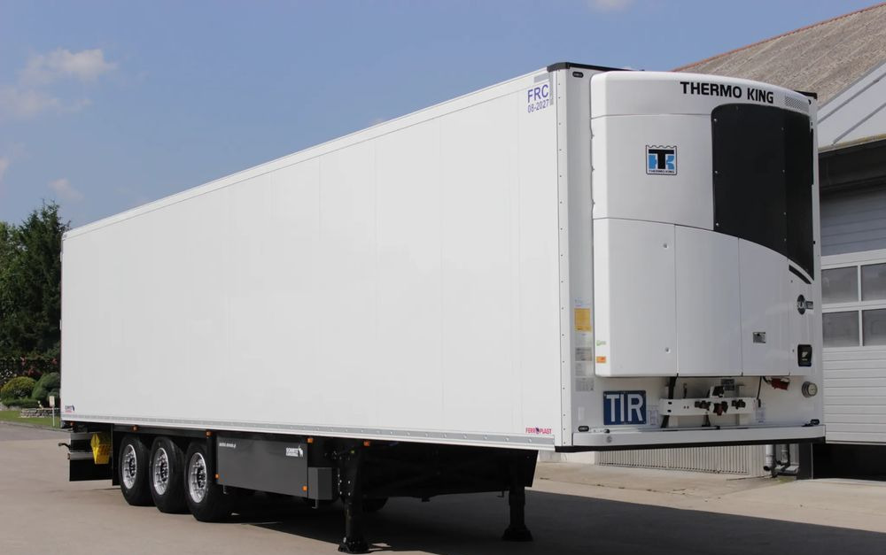 Schmitz Cargobull FP 60 Thermo King SLXi 300 /JAK NOWA / ŚCIANA 7 CM / - نصف مقطورة مُبرِّدة: صورة 3 Schmitz Cargobull FP 60 Thermo King SLXi 300 /JAK NOWA / ŚCIANA 7 CM / - نصف مقطورة مُبرِّدة: صورة 3