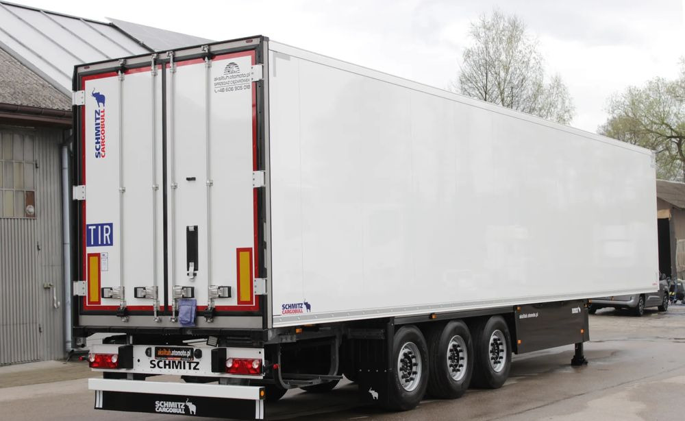 Schmitz Cargobull V7 FP 60 CARRIER VECTOR 1550 / ŚCIANA 7 CM / JAK NOWA / - نصف مقطورة مُبرِّدة: صورة 2 Schmitz Cargobull V7 FP 60 CARRIER VECTOR 1550 / ŚCIANA 7 CM / JAK NOWA / - نصف مقطورة مُبرِّدة: صورة 2