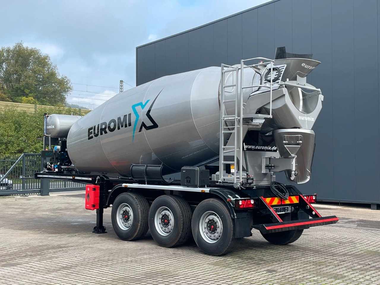 EUROMIX MTP - 12m³ Betonmischer-Auflieger - شاحنة خلاطة خرسانة: صورة 5 EUROMIX MTP - 12m³ Betonmischer-Auflieger - شاحنة خلاطة خرسانة: صورة 5