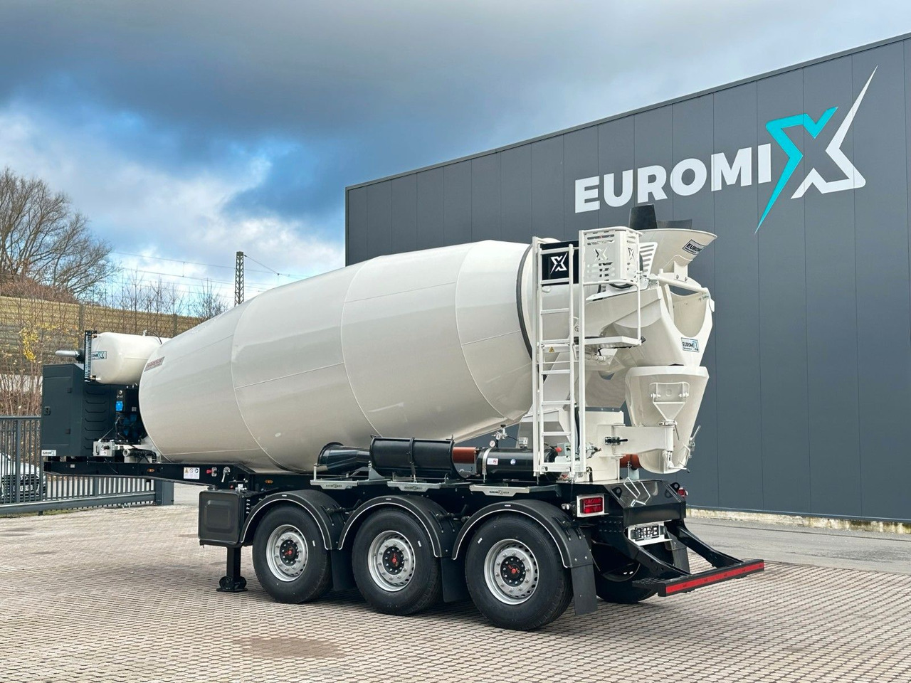 EUROMIX MTP - 12m³ Betonmischer-Auflieger - شاحنة خلاطة خرسانة: صورة 4 EUROMIX MTP - 12m³ Betonmischer-Auflieger - شاحنة خلاطة خرسانة: صورة 4