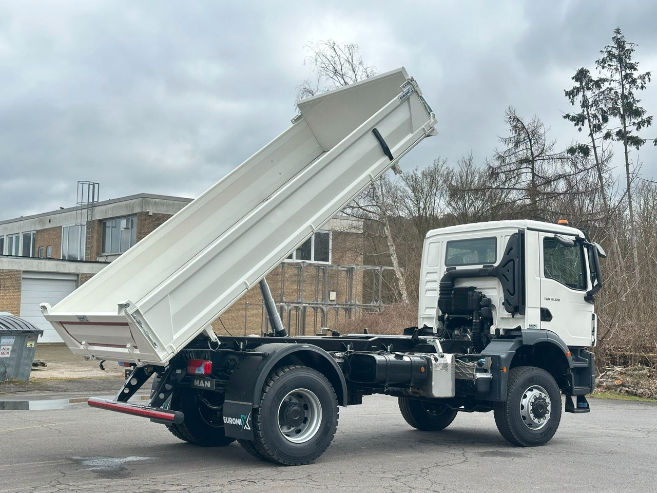 MAN TGM 18.320 4X4 Euro 6e Euromix 3-Seiten-Kipper - شاحنة قلاب: صورة 5 MAN TGM 18.320 4X4 Euro 6e Euromix 3-Seiten-Kipper - شاحنة قلاب: صورة 5