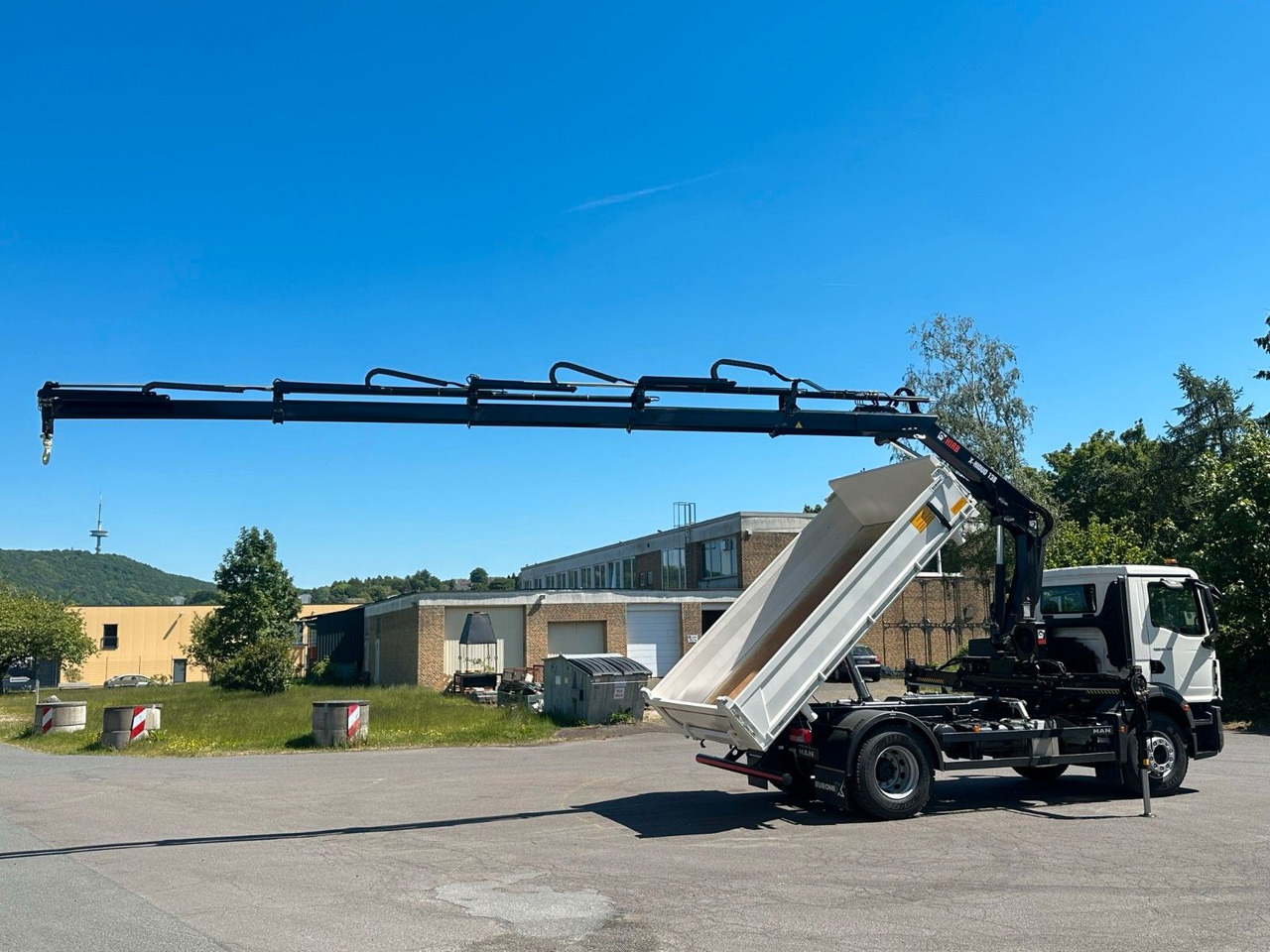 شاحنة قلاب, شاحنة كرين MAN TGM 18.320 4x2 Euro6e  Hiab X-HiDuo 138DS-4: صورة 12