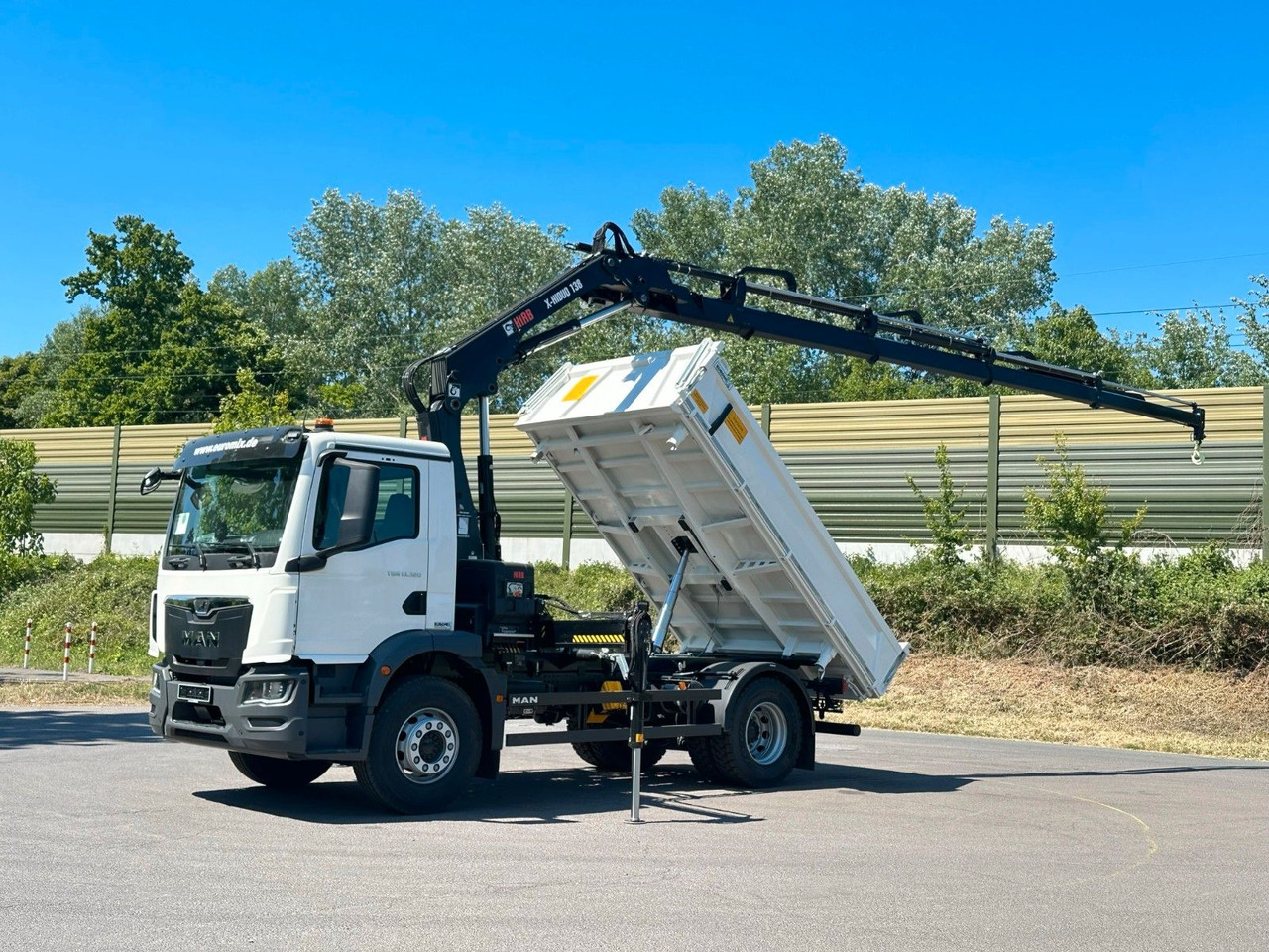 MAN TGM 18.320 4x2 Euro6e Hiab X-HiDuo 138DS-4 - شاحنة قلاب, شاحنة كرين: صورة 1 MAN TGM 18.320 4x2 Euro6e Hiab X-HiDuo 138DS-4 - شاحنة قلاب, شاحنة كرين: صورة 1