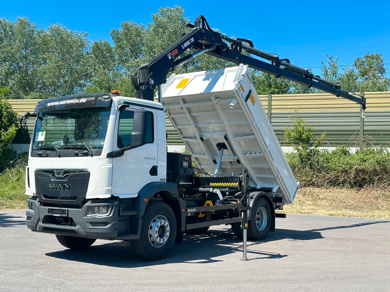 MAN TGM 18.320 4x2 Euro6e Hiab X-HiDuo 138DS-4 - شاحنة قلاب, شاحنة كرين: صورة 2 MAN TGM 18.320 4x2 Euro6e Hiab X-HiDuo 138DS-4 - شاحنة قلاب, شاحنة كرين: صورة 2