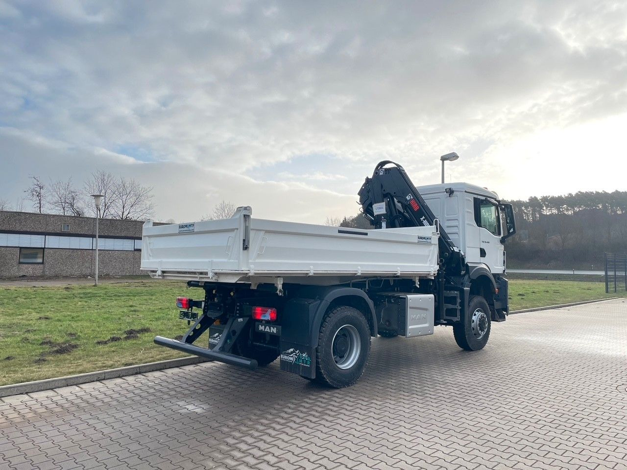 MAN TGS 18.400 TG3 4x4 Euro6e Hiab X-HiDuo 138DS-4 - شاحنة قلاب, شاحنة كرين: صورة 3 MAN TGS 18.400 TG3 4x4 Euro6e Hiab X-HiDuo 138DS-4 - شاحنة قلاب, شاحنة كرين: صورة 3