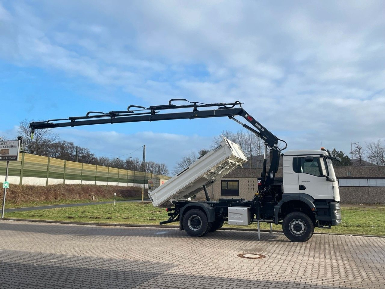 MAN TGS 18.400 TG3 4x4 Euro6e Hiab X-HiDuo 138DS-4 - شاحنة قلاب, شاحنة كرين: صورة 5 MAN TGS 18.400 TG3 4x4 Euro6e Hiab X-HiDuo 138DS-4 - شاحنة قلاب, شاحنة كرين: صورة 5