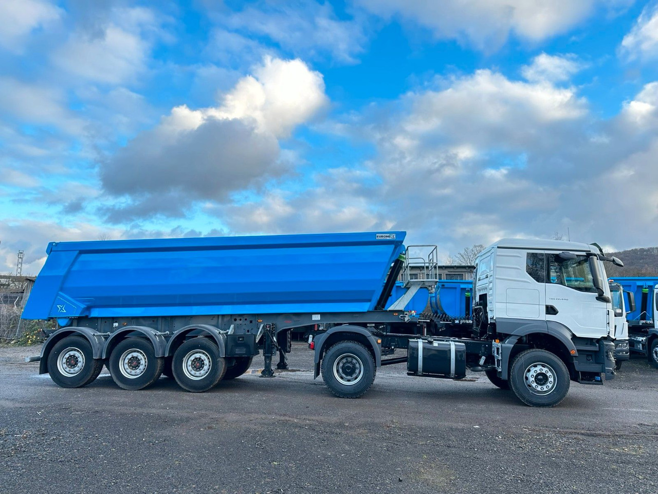 MAN TGS 22.440 4x2 Euro 2 EuromixMTP Kipper 27m³ MAN TGS 22.440 4x2 Euro 2 EuromixMTP Kipper 27m³ - وحدة جر: صورة 4 MAN TGS 22.440 4x2 Euro 2 EuromixMTP Kipper 27m³ MAN TGS 22.440 4x2 Euro 2 EuromixMTP Kipper 27m³ - وحدة جر: صورة 4