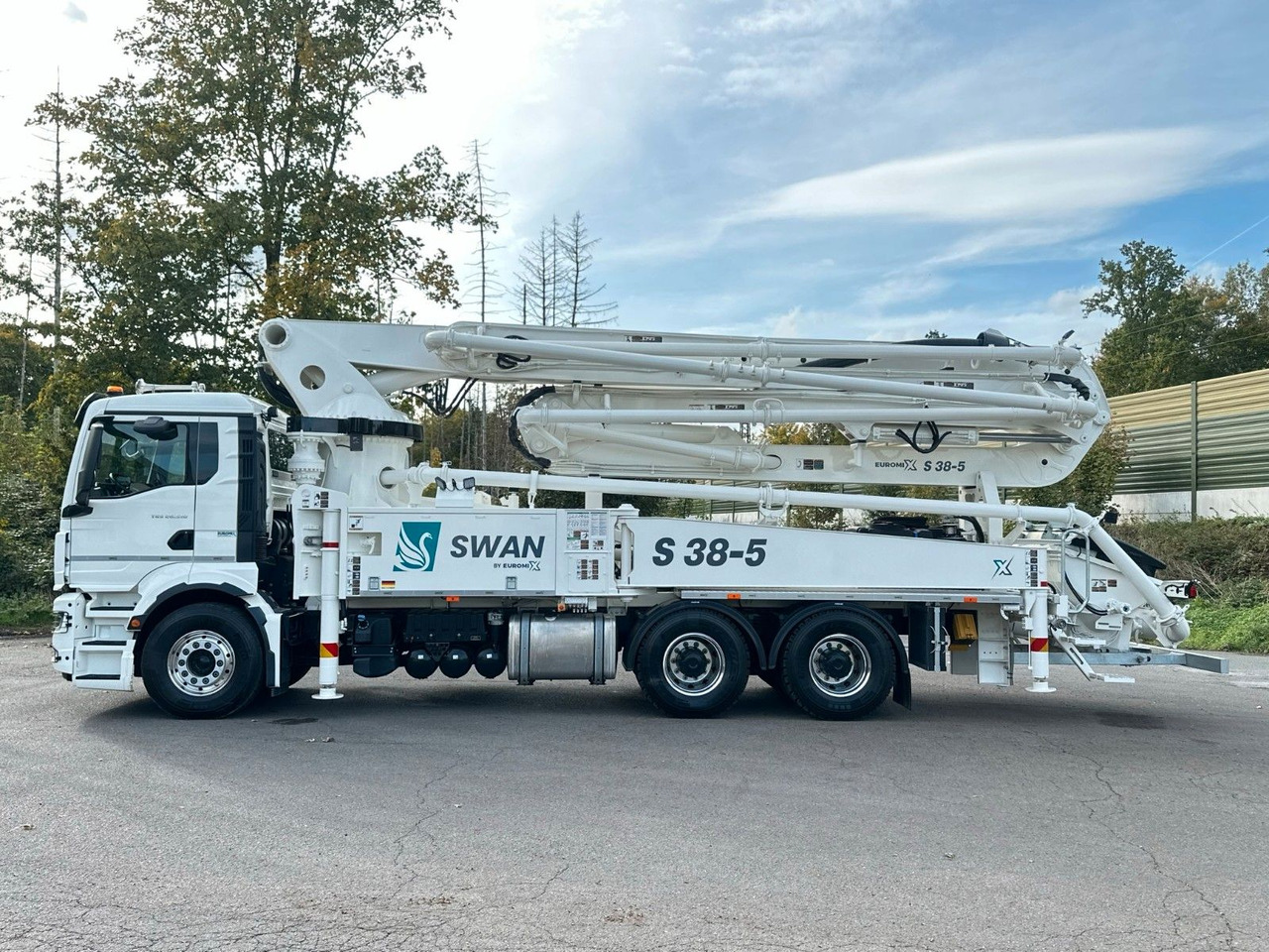 MAN TGS 26.510 6x4 SWAN TSP 38-5 160RZ ( 38m ) MAN TGS 26.510 6x4 SWAN TSP 38-5 160RZ ( 38m ) - مضخة خرسانة: صورة 2 MAN TGS 26.510 6x4 SWAN TSP 38-5 160RZ ( 38m ) MAN TGS 26.510 6x4 SWAN TSP 38-5 160RZ ( 38m ) - مضخة خرسانة: صورة 2