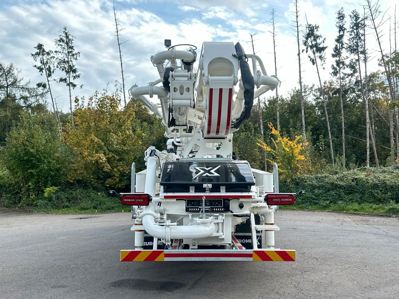 MAN TGS 26.510 6x4 SWAN TSP 38-5 160RZ ( 38m ) - شاحنة خلاطة خرسانة: صورة 5 MAN TGS 26.510 6x4 SWAN TSP 38-5 160RZ ( 38m ) - شاحنة خلاطة خرسانة: صورة 5