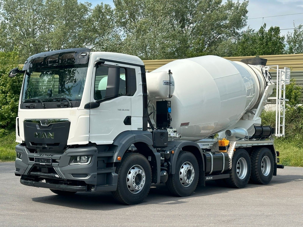 MAN TGS 32.440 8x4 / Euromix MTP EM 9 L - شاحنة خلاطة خرسانة: صورة 1 MAN TGS 32.440 8x4 / Euromix MTP EM 9 L - شاحنة خلاطة خرسانة: صورة 1