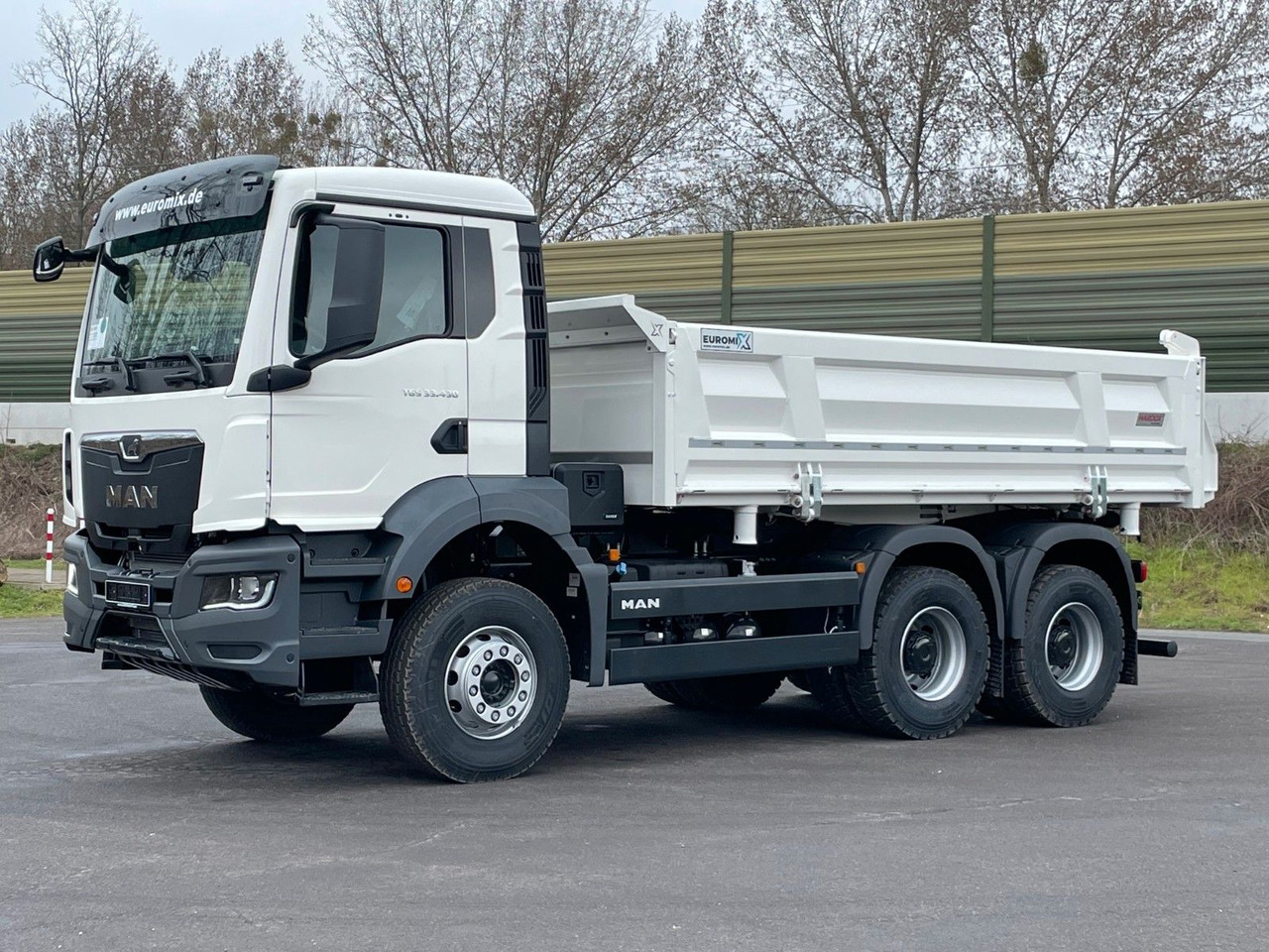 MAN TGS 33.440 6x4 /Euro6 3-Seiten-Kipper EuromixMTP - شاحنة قلاب: صورة 3 MAN TGS 33.440 6x4 /Euro6 3-Seiten-Kipper EuromixMTP - شاحنة قلاب: صورة 3