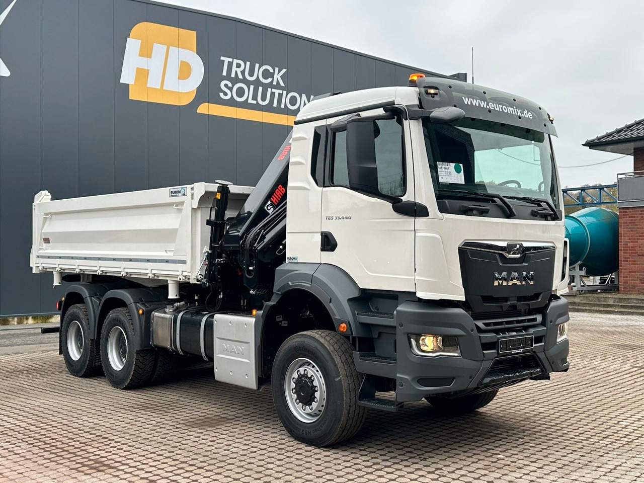 MAN TGS 33.440 6x6 /3-Seiten- Kipper / Kran HIAB 302 MAN TGS 33.440 6x6 /3-Seiten- Kipper / Kran HIAB 302: صورة 8