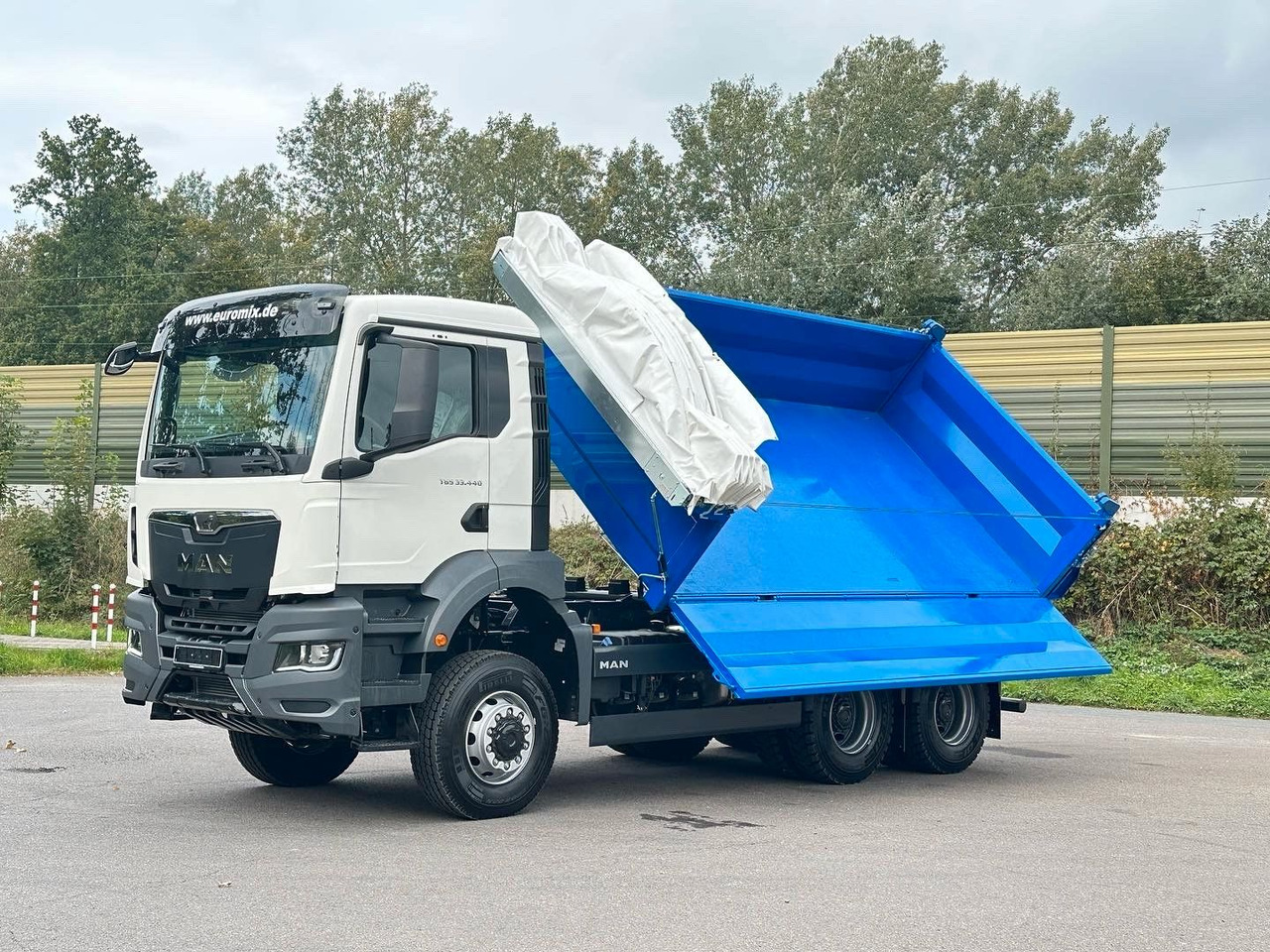 MAN TGS 33.440 6x6 /Euro6 3-Seiten-Kipper EuromixMTP - شاحنة قلاب: صورة 2 MAN TGS 33.440 6x6 /Euro6 3-Seiten-Kipper EuromixMTP - شاحنة قلاب: صورة 2