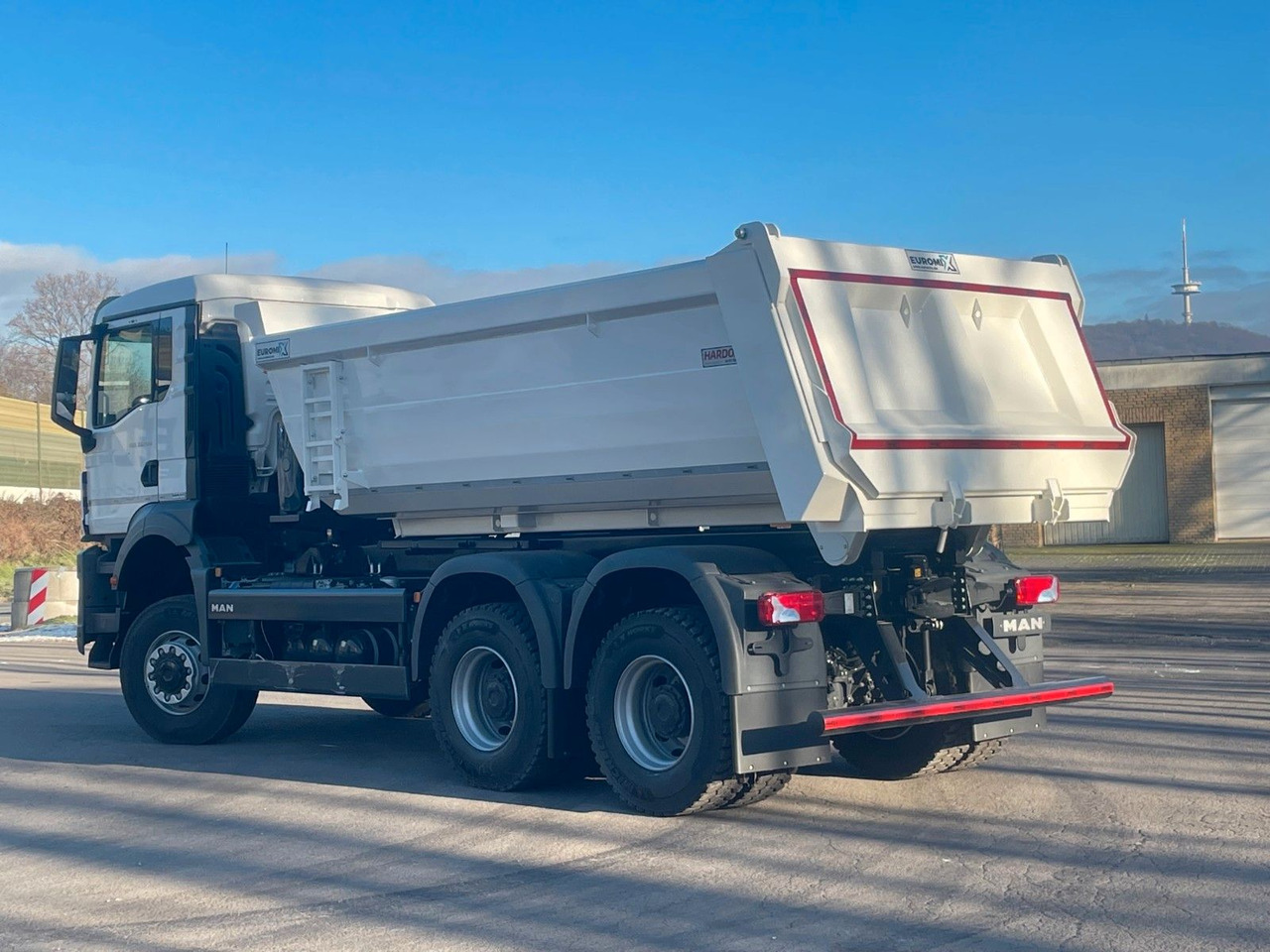 MAN TGS 33.440 6x6 /Euro6e Mulden-Kipper EuromixMTP - شاحنة قلاب: صورة 4 MAN TGS 33.440 6x6 /Euro6e Mulden-Kipper EuromixMTP - شاحنة قلاب: صورة 4