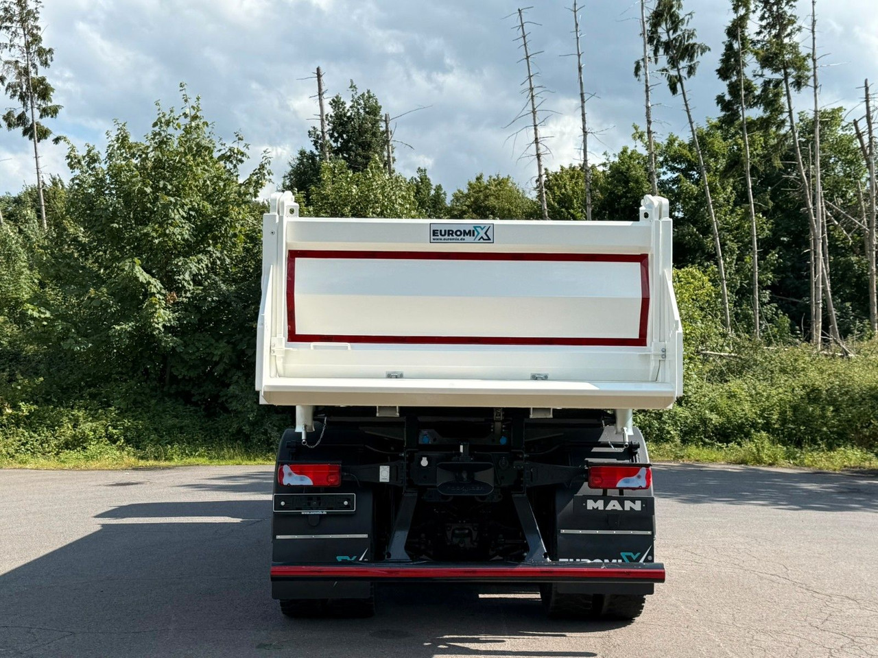 MAN TGS 35.480 8x6 EuromixMTP 3-Seiten-Kipper - شاحنة قلاب: صورة 5 MAN TGS 35.480 8x6 EuromixMTP 3-Seiten-Kipper - شاحنة قلاب: صورة 5