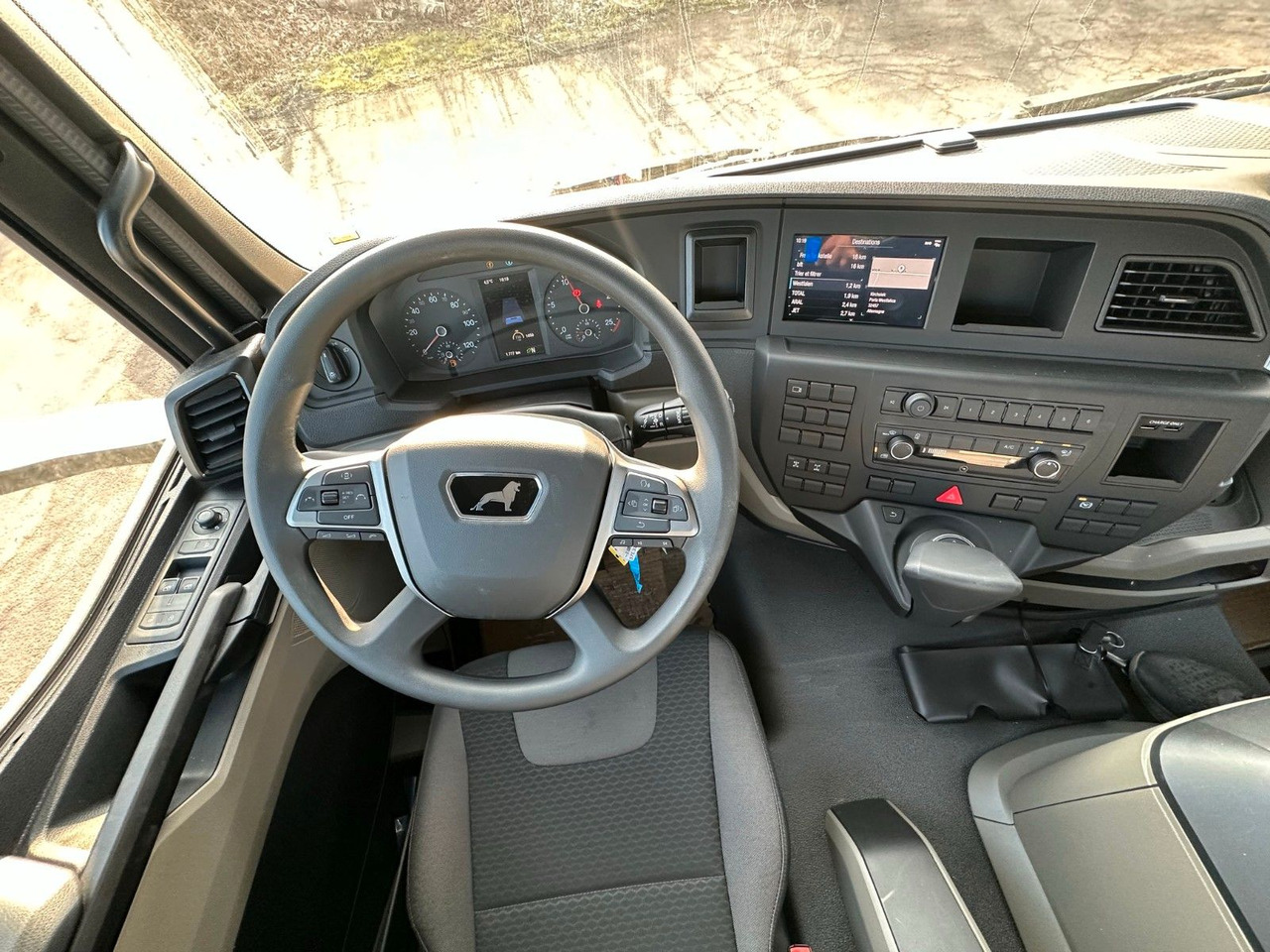 MAN TGS 35.520 8x4 /Euro6e  EuromixMTP  EM 10 L MAN TGS 35.520 8x4 /Euro6e  EuromixMTP  EM 10 L: صورة 13