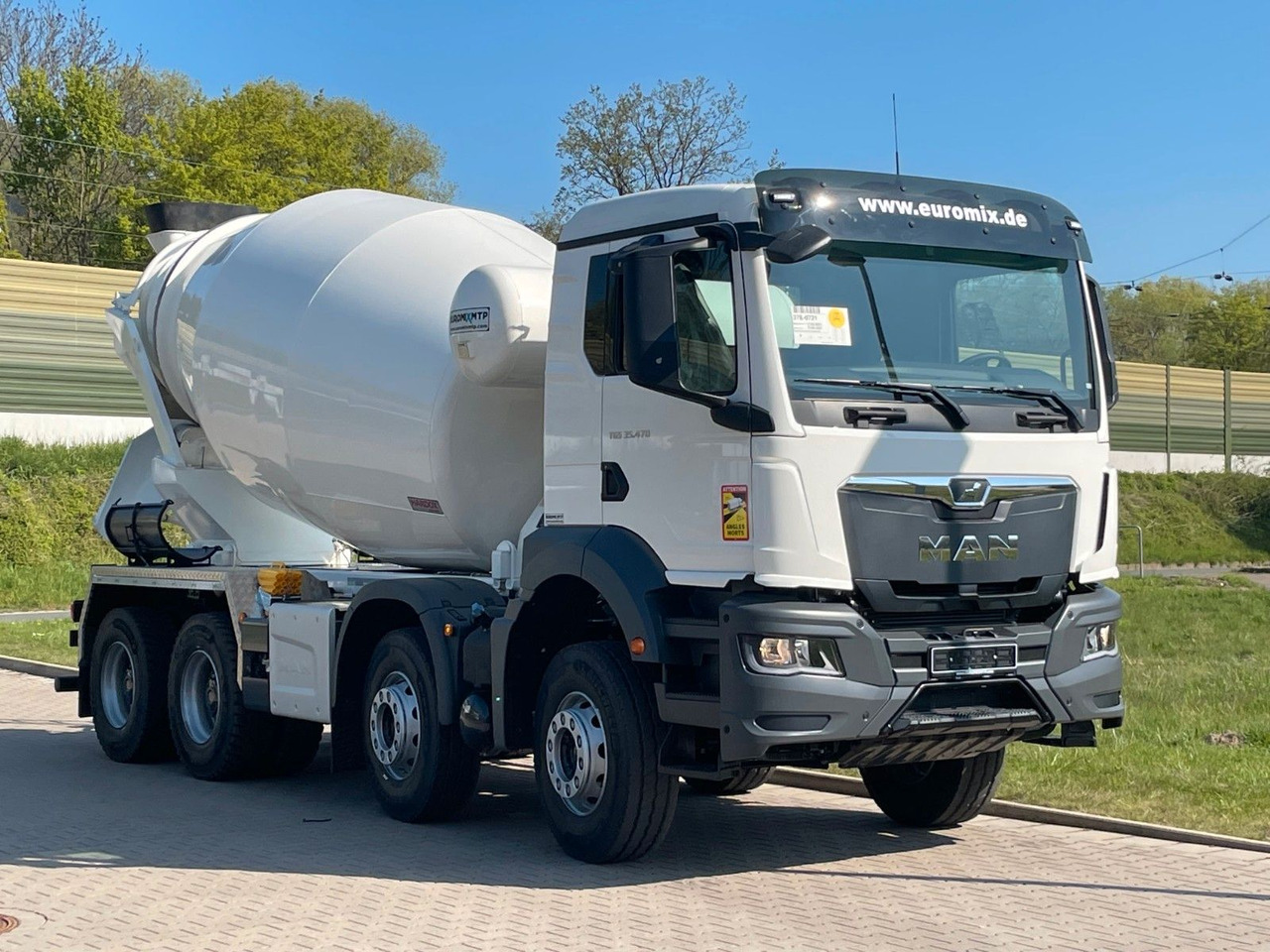 MAN TGS 35.520 8x4 /Euro6e  EuromixMTP  EM 10 L MAN TGS 35.520 8x4 /Euro6e  EuromixMTP  EM 10 L: صورة 9