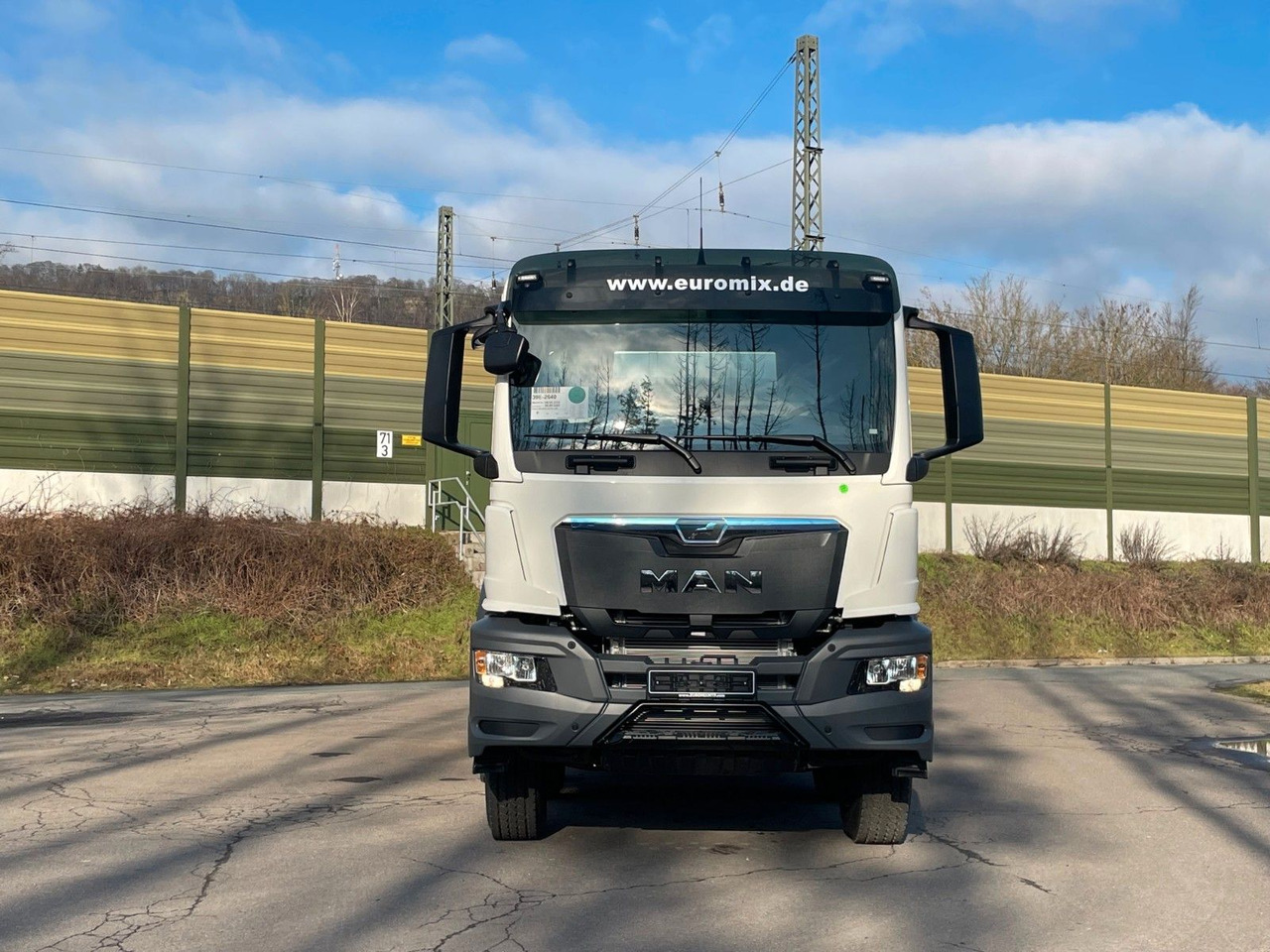 MAN TGS 41.400 8x4 / EuromixMTP EM 12m³ R / EURO 2 MAN TGS 41.400 8x4 / EuromixMTP EM 12m³ R / EURO 2 - شاحنة خلاطة خرسانة: صورة 3 MAN TGS 41.400 8x4 / EuromixMTP EM 12m³ R / EURO 2 MAN TGS 41.400 8x4 / EuromixMTP EM 12m³ R / EURO 2 - شاحنة خلاطة خرسانة: صورة 3