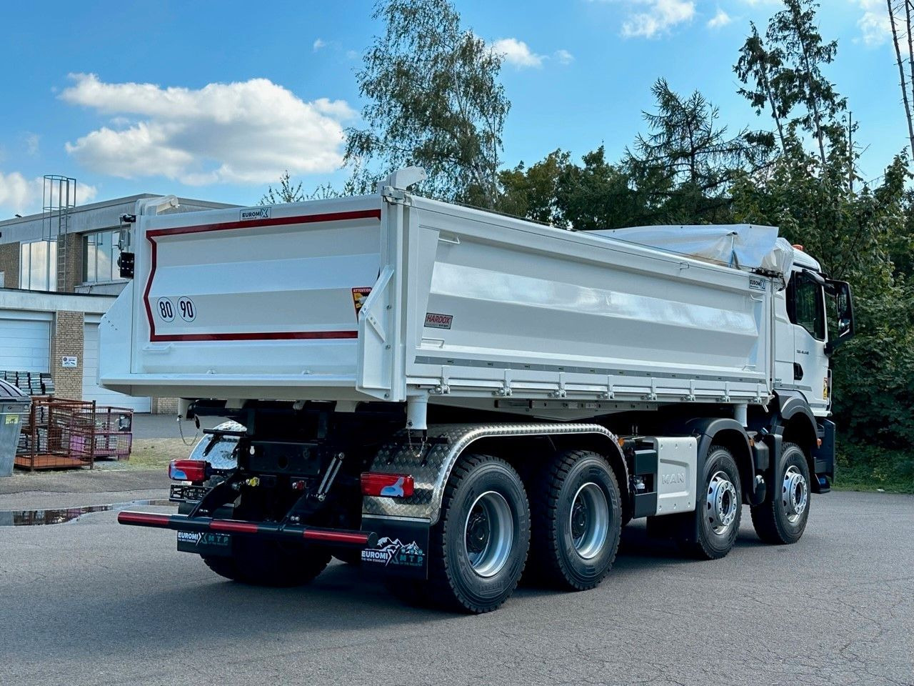 MAN TGS 41.440 8x4 EuromixMTP 3-Seiten-Kipper - شاحنة قلاب: صورة 5 MAN TGS 41.440 8x4 EuromixMTP 3-Seiten-Kipper - شاحنة قلاب: صورة 5