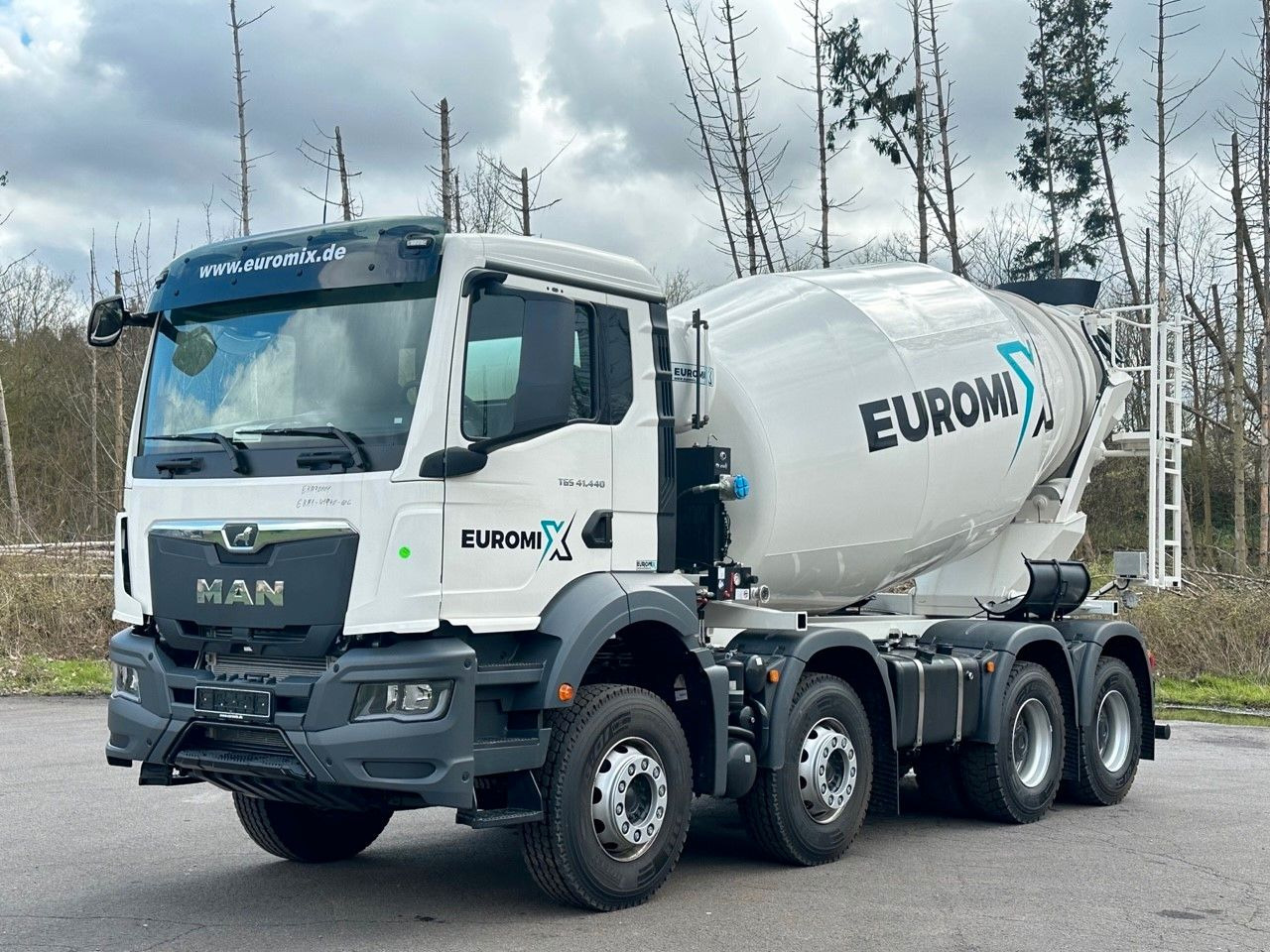 MAN TGS 41.440 8x4 WECHSELSYSTEM KIPPER+MISCHER MAN TGS 41.440 8x4 WECHSELSYSTEM KIPPER+MISCHER - شاحنة قلاب: صورة 3 MAN TGS 41.440 8x4 WECHSELSYSTEM KIPPER+MISCHER MAN TGS 41.440 8x4 WECHSELSYSTEM KIPPER+MISCHER - شاحنة قلاب: صورة 3