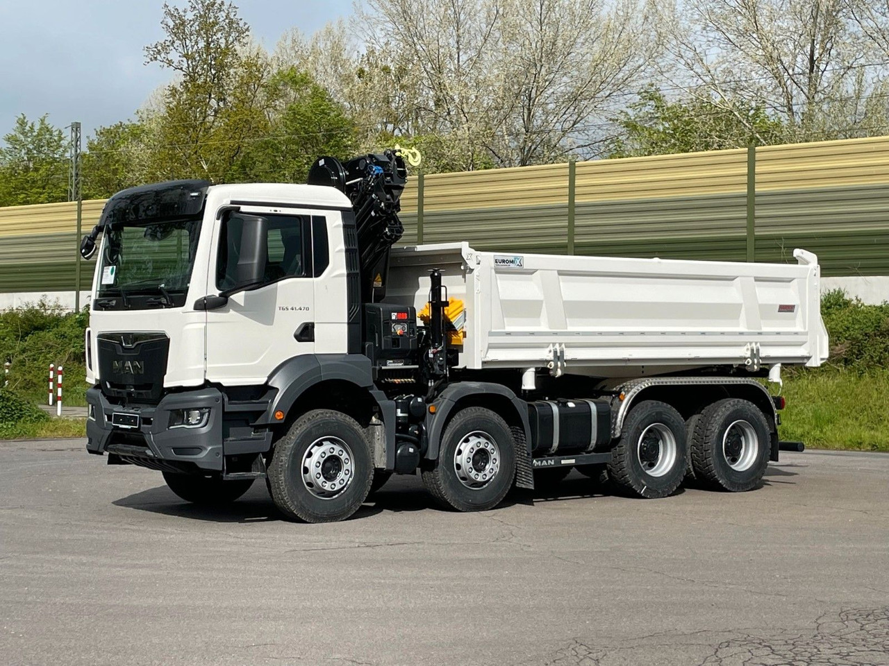 MAN TGS 41.480 8x4/Euro6e Euromix Kipper Hiab 228-6 - شاحنة قلاب, شاحنة كرين: صورة 3 MAN TGS 41.480 8x4/Euro6e Euromix Kipper Hiab 228-6 - شاحنة قلاب, شاحنة كرين: صورة 3