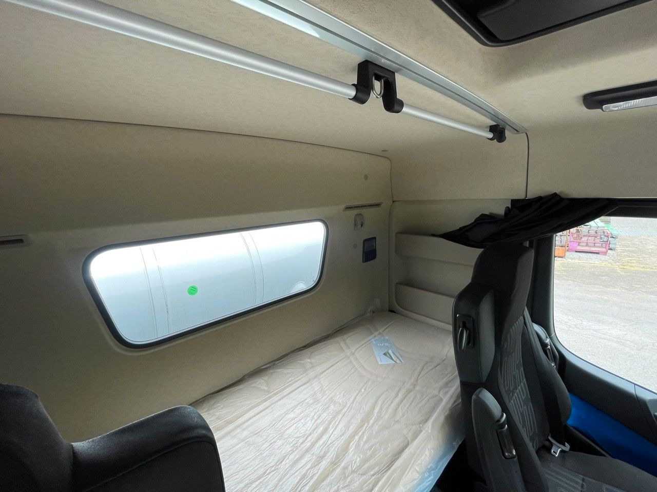 شاحنة خلاطة خرسانة Mercedes-Benz 3348 6X4 Arcos 5 EuromixMTP EM 9 R: صورة 10