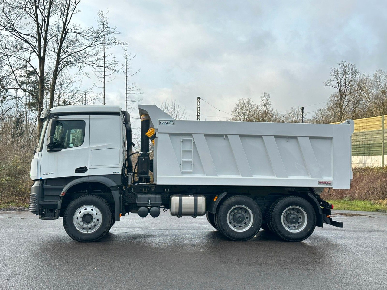 Mercedes-Benz 4048 6X4 Arcos 5 EuromixMTP Dumper Kipper - شاحنة قلاب: صورة 5 Mercedes-Benz 4048 6X4 Arcos 5 EuromixMTP Dumper Kipper - شاحنة قلاب: صورة 5